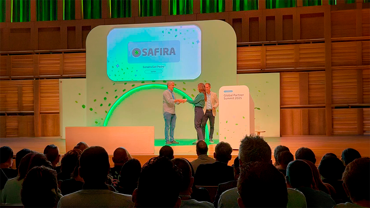A SAFIRA é referência global em gestão de dispositivos móveis